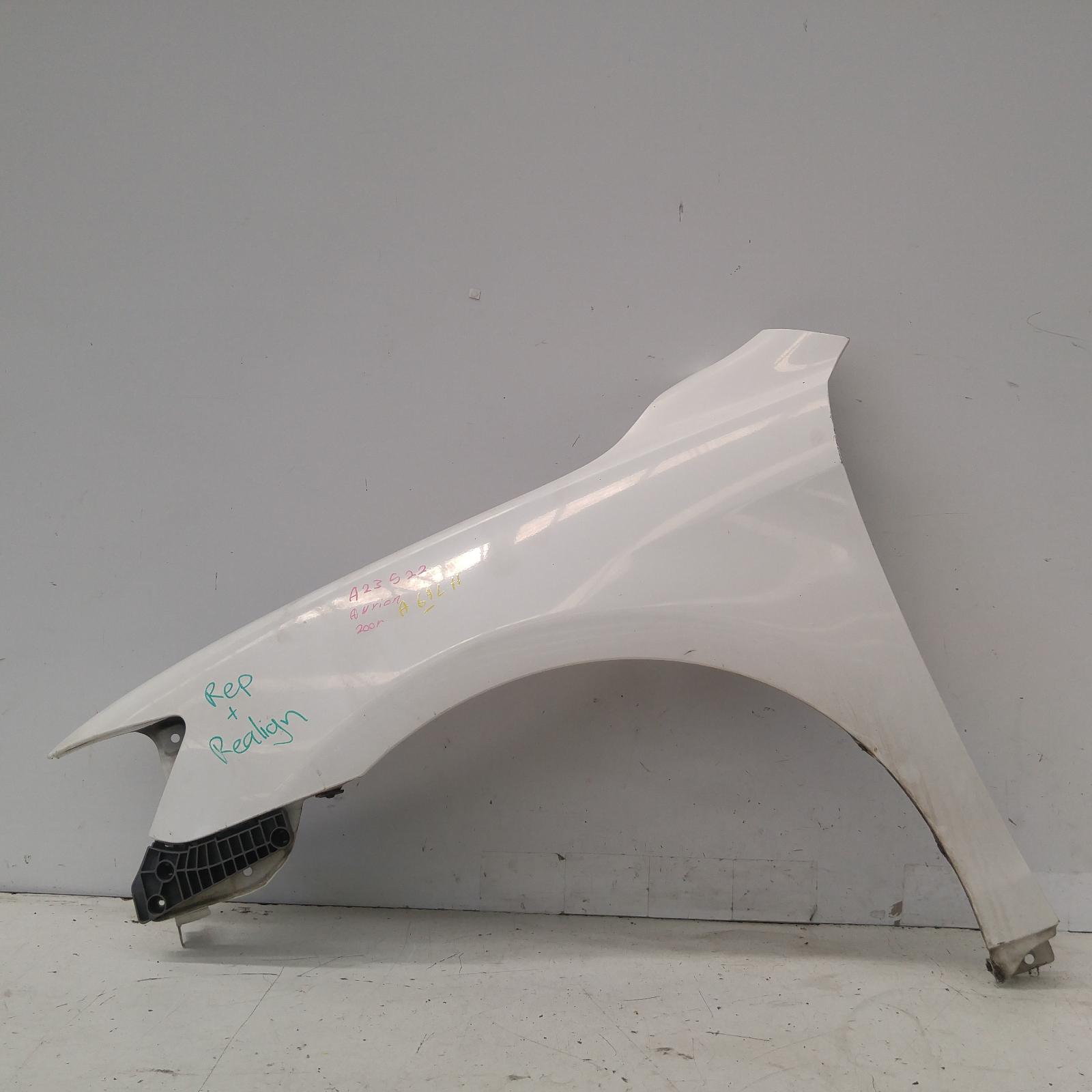 Aurion Guard Left 2006-2012 gsv40r,10/06-03/12 partwh #282617