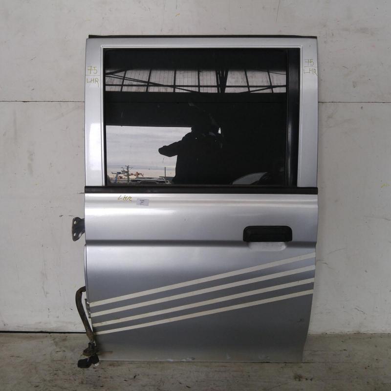 door/sliding rear left