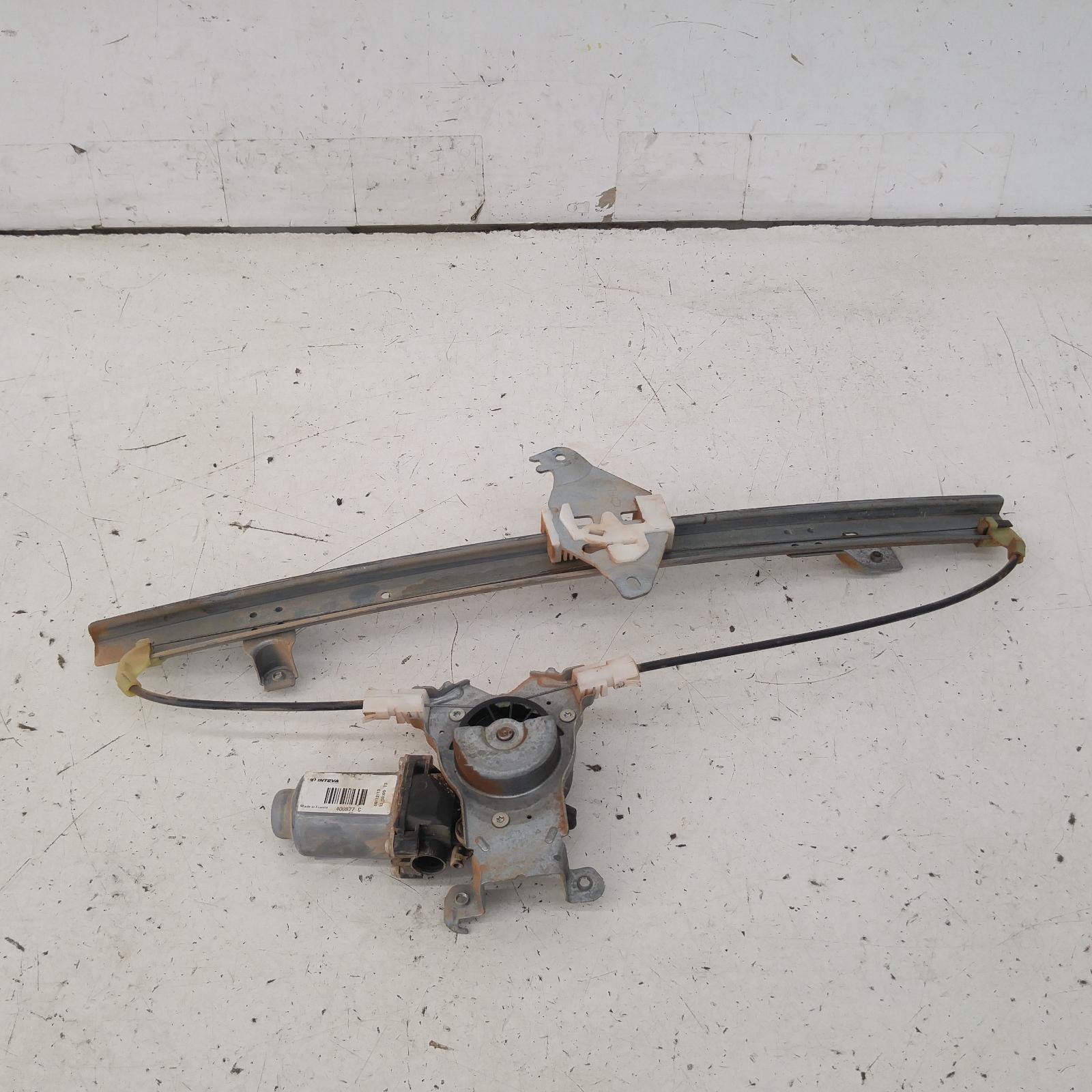 287739, Used window regulator/motor rear left for 2014 navara d40