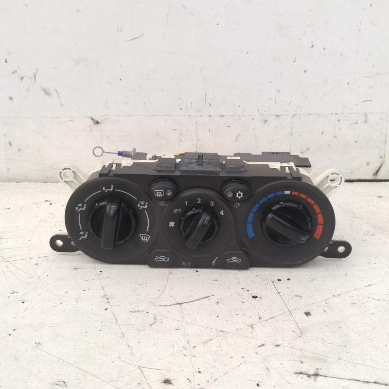 heater/aircon controls