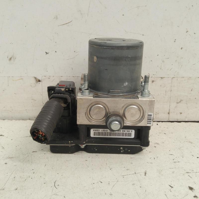 #291292, Used abs pump/modulator for 2010 commodore| ve, w/ traction ...