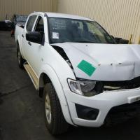 Mitsubishi 2009 ~ 2015 Triton