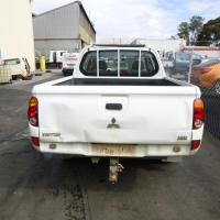 Mitsubishi 2009 ~ 2015 Triton