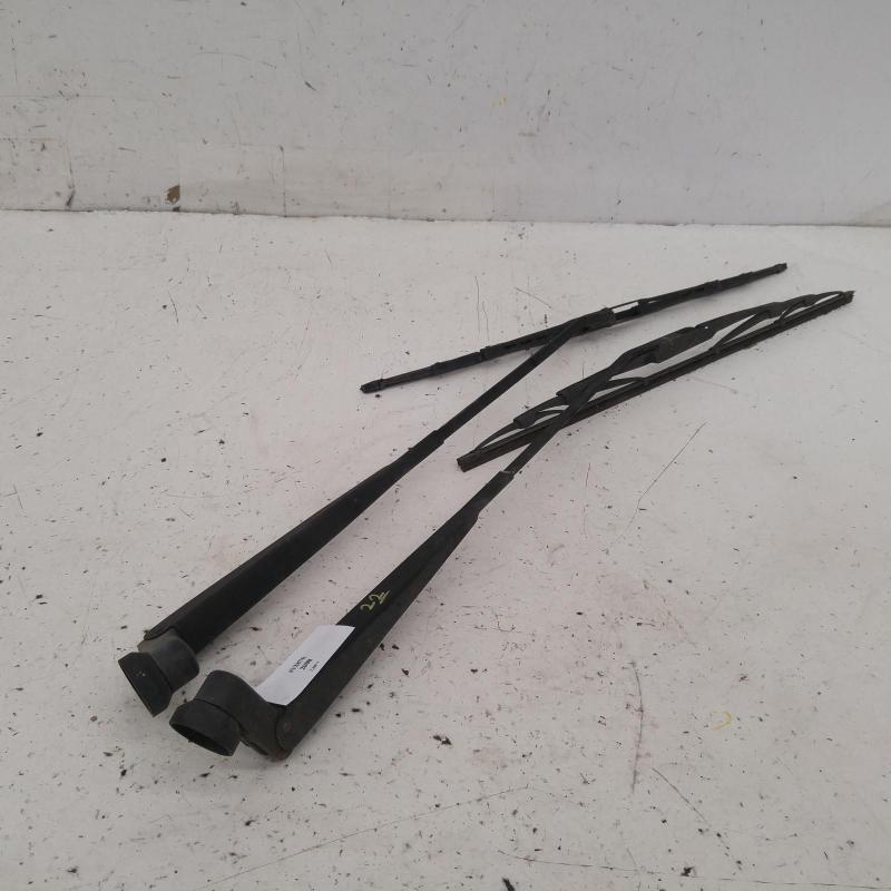 wiper arm