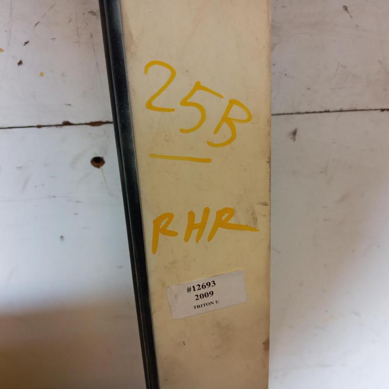 door/sliding rear right