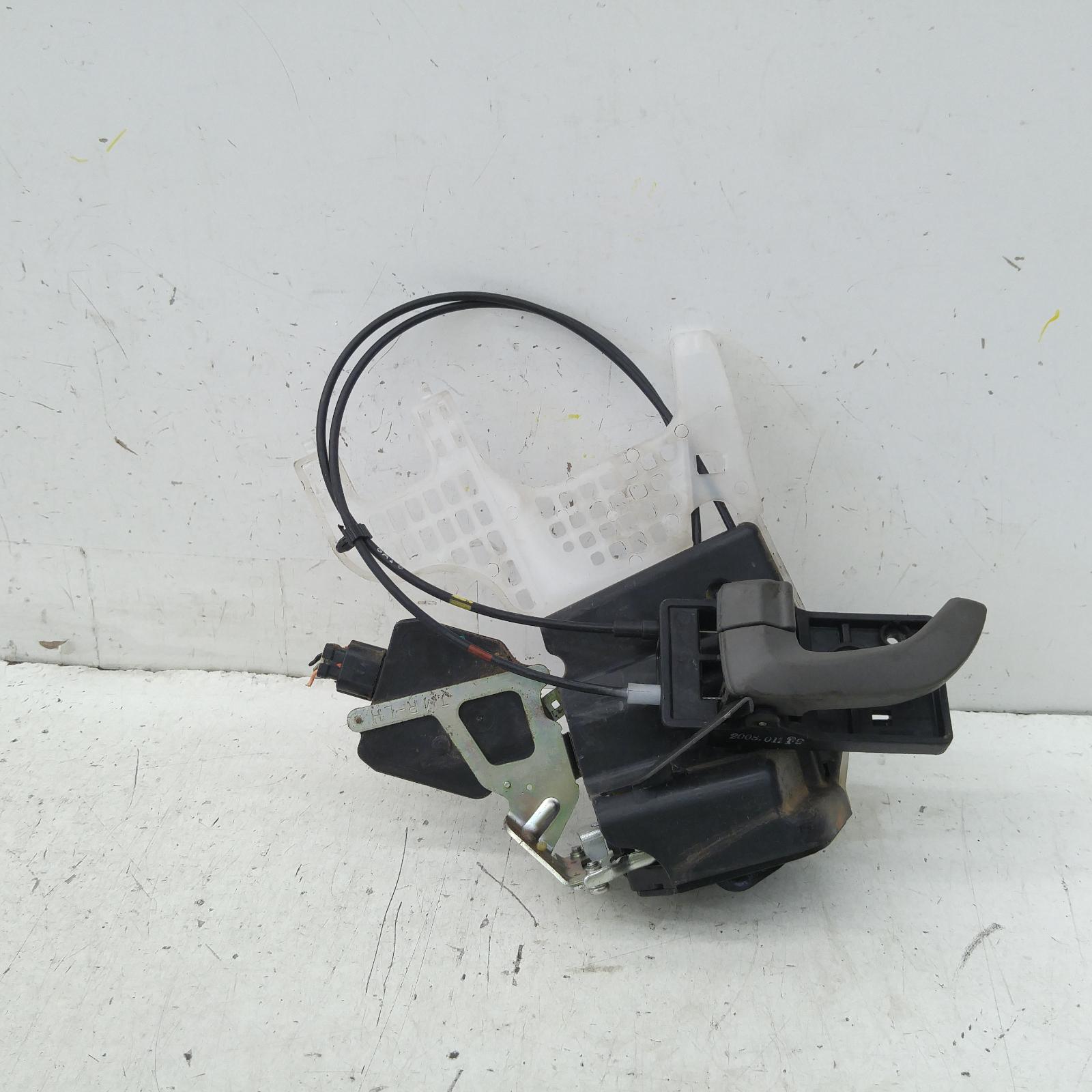Tucson Door/boot/gate Lock 2004-2010 left rear door lock,08/04-01/10 00013016 #305899