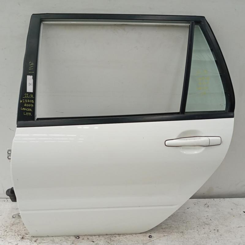 door/sliding rear left