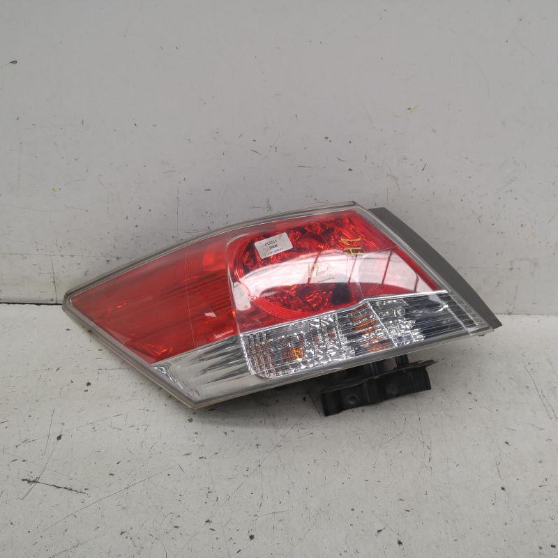 taillight left