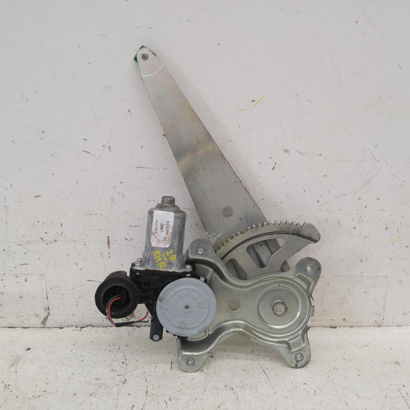 window regulator/motor rear right