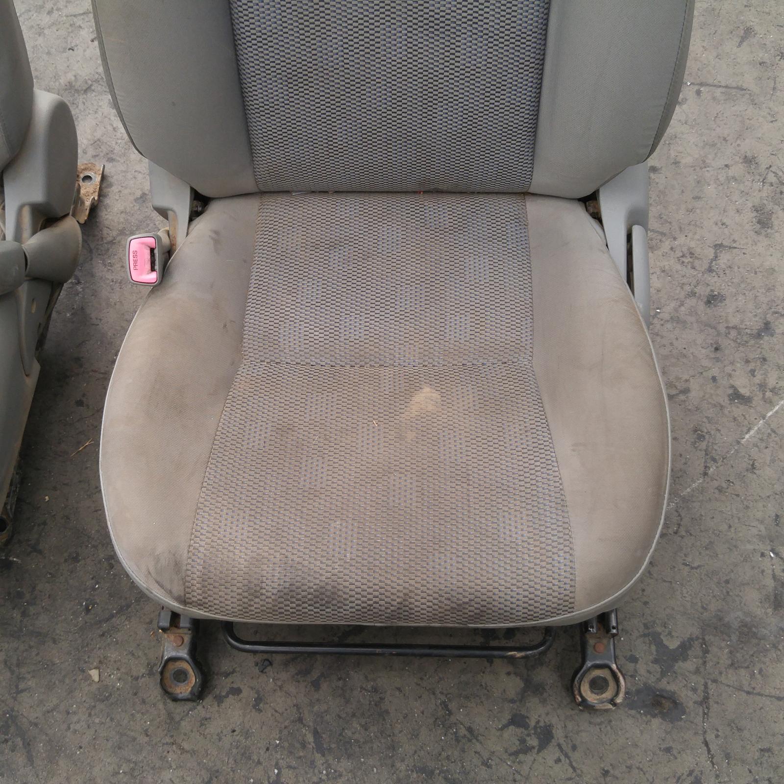 Result Seat Front for Toyota HiluxAus Auto Parts(1011)