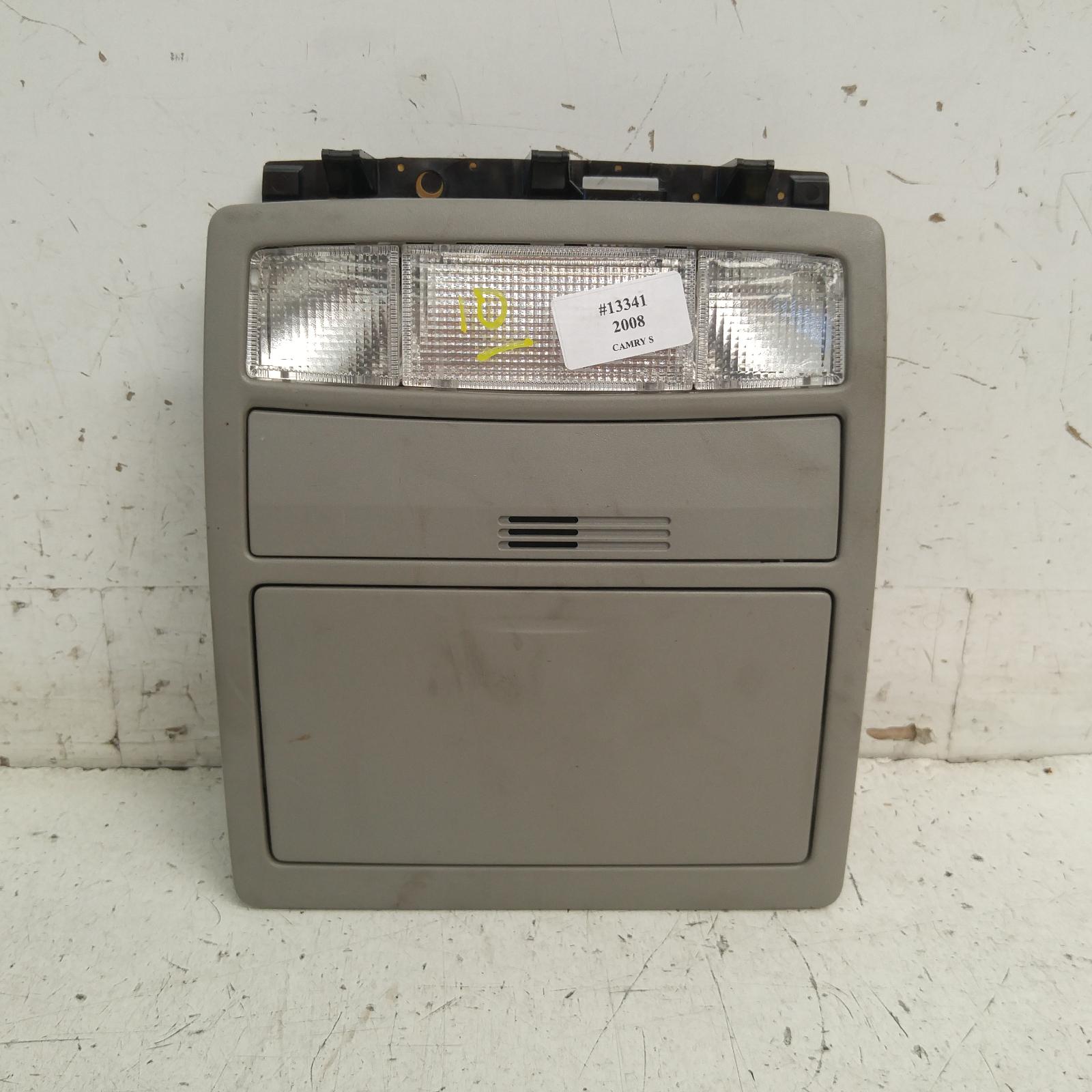 Camry Courtesy Light 2006-2011 front,acv40,06/06-11/11 00013341 #310594