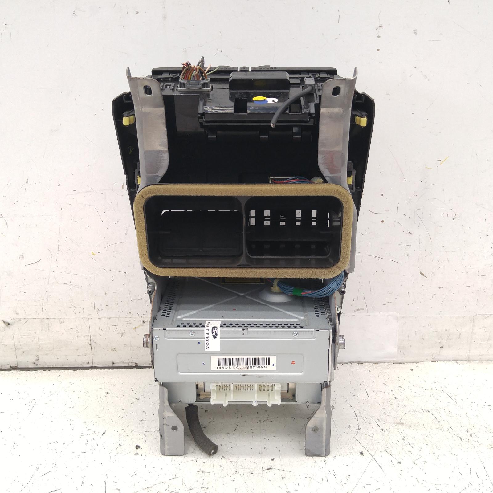 313445, Used stereo/head unit for 2013 falcon fg mkii, g6e/g6e turbo, silver face, premium, 10