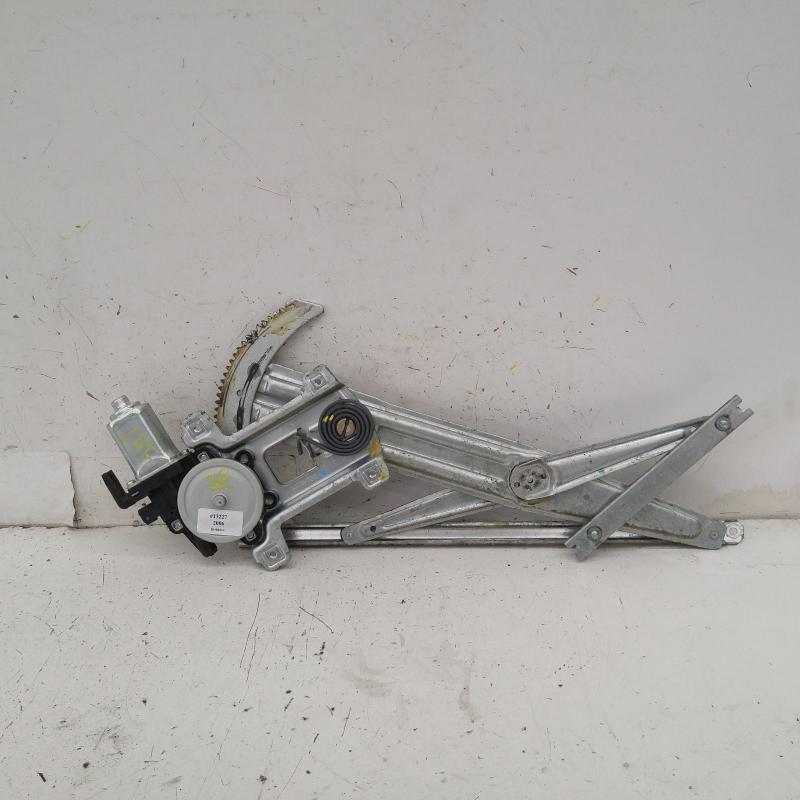 window regulator/motor front left