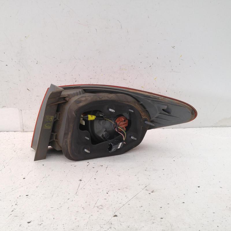 taillight left