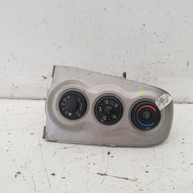 heater/aircon controls