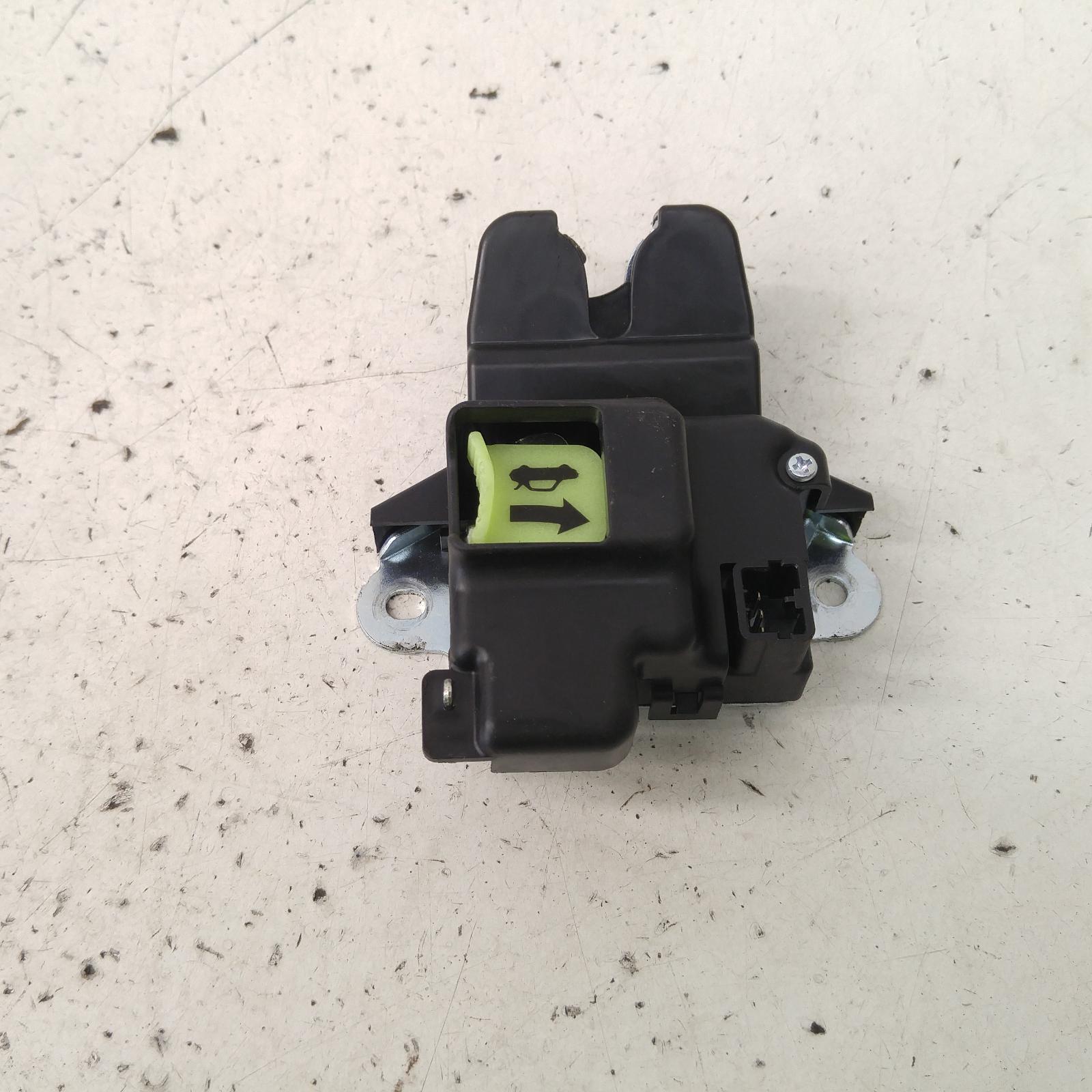 Elantra Door/boot/gate Lock 2011-2015 bootlid lock,md,03/11-11/15 00013619 #318436
