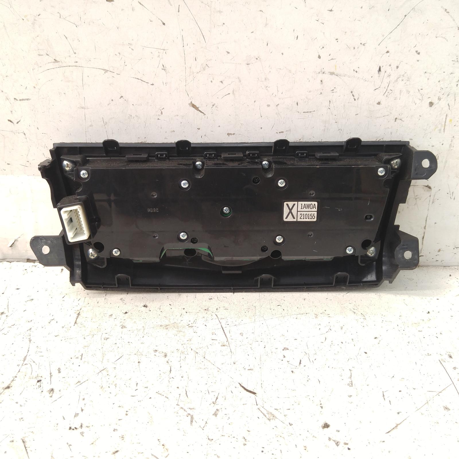 Murano Stereo/head Unit 2008-2011 navigation switch,z51,12/08-08/11 00013761 #320019