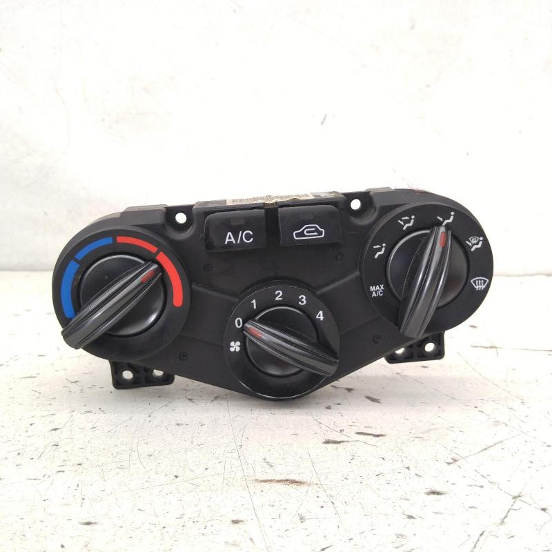 heater/aircon controls