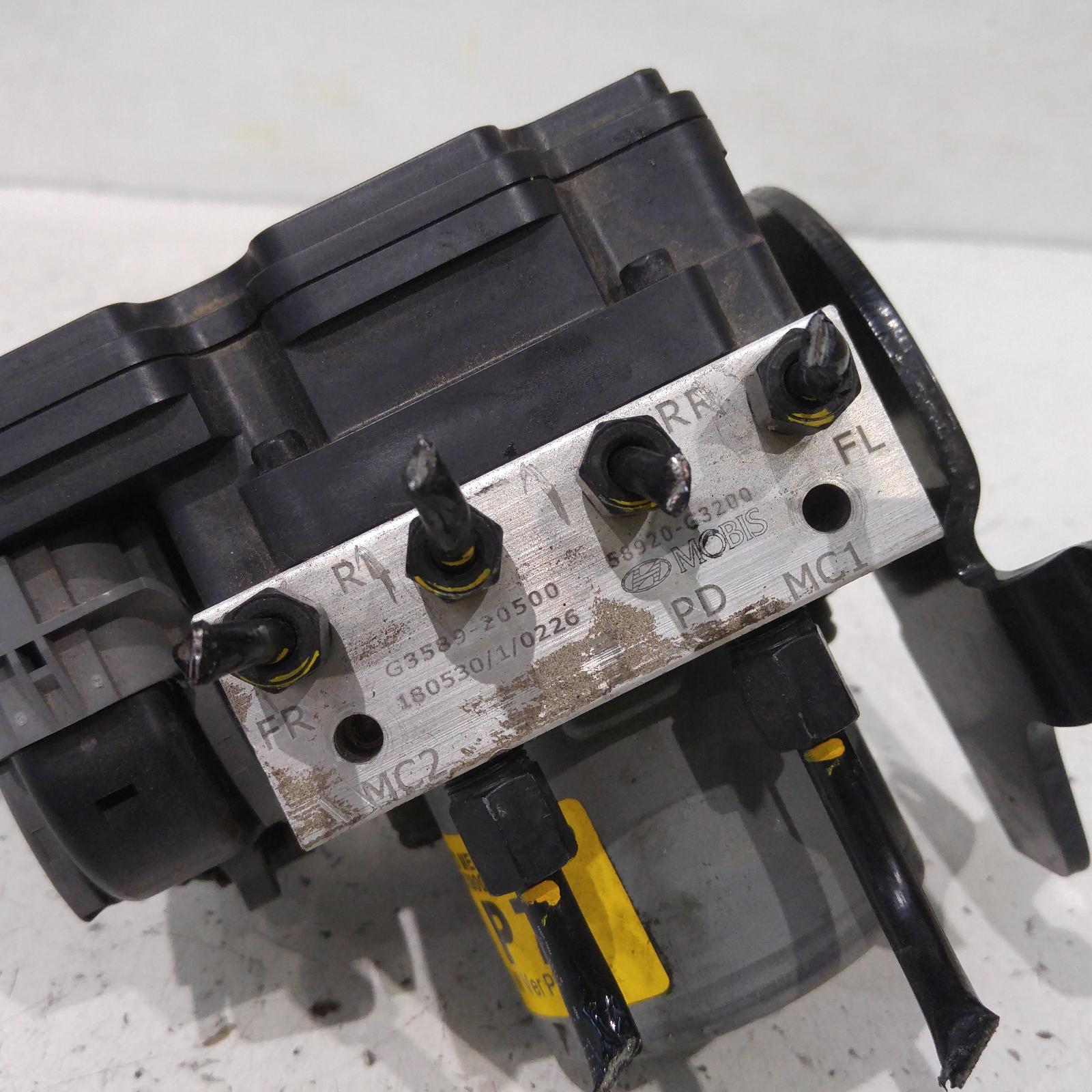 I30 Abs Pump/modulator 2017-2020 p/n 58900g3700,pd,03/17- 00013861 #324199