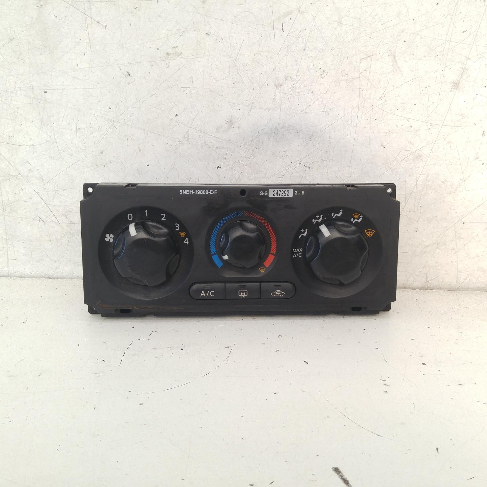 Navara Heater/aircon Controls 2005-2015 d40 (vin vsk),standard type,09/05-08/15 00013588 #332468