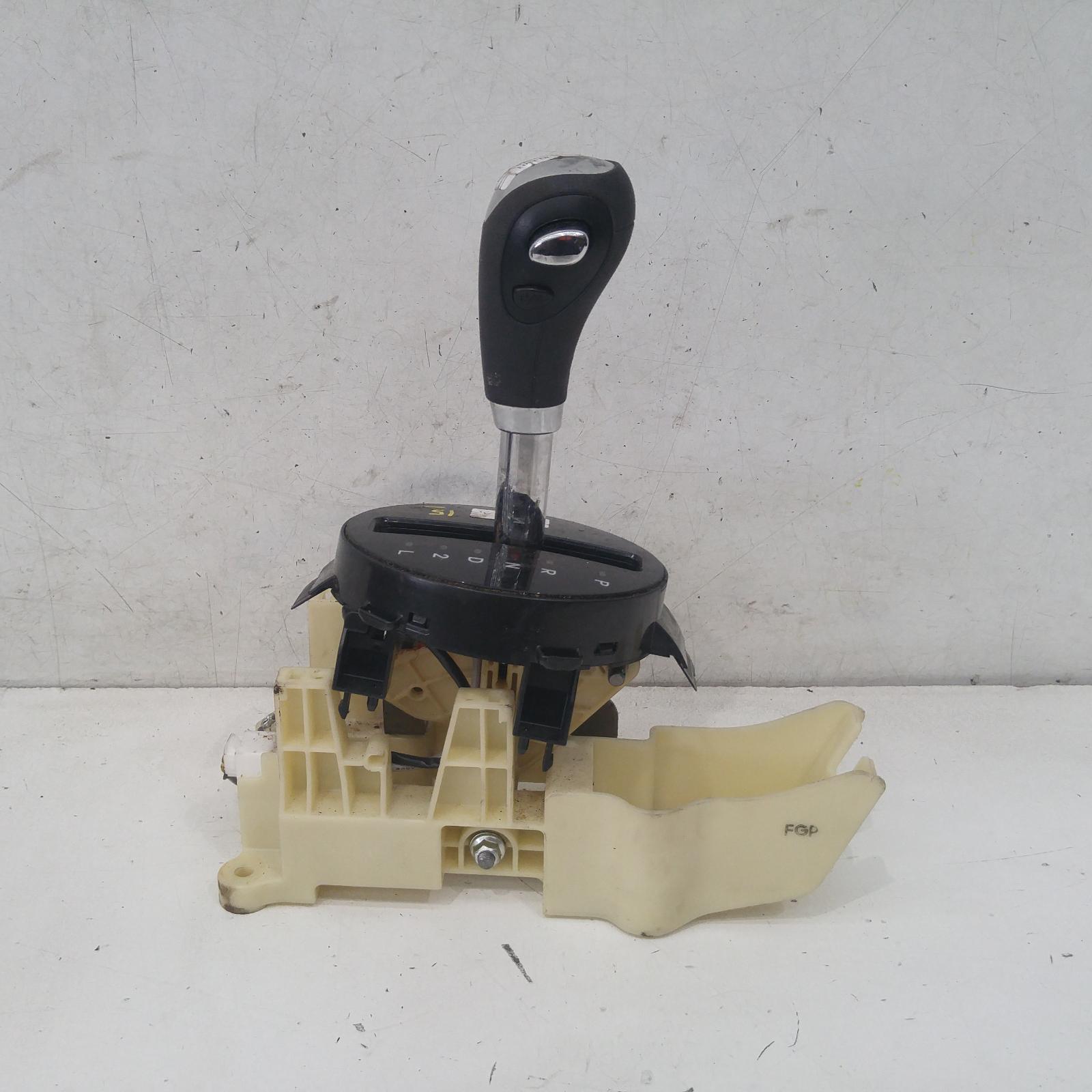 I20 Gear Stick/shifter 2010-2015 auto shifter,pb,4 speed,07/10-12/15 00014303 #333134