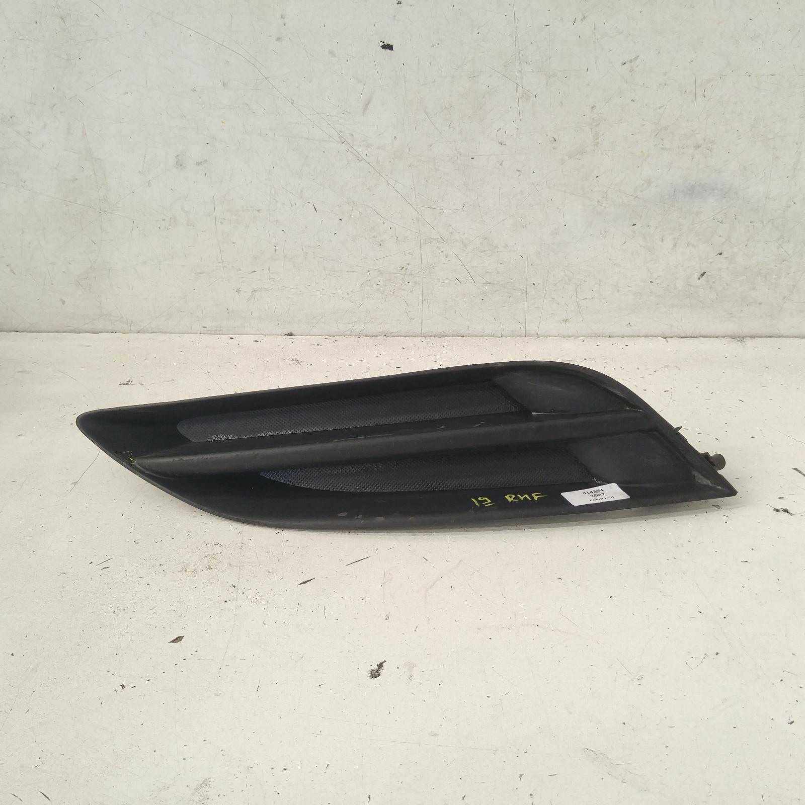 Corolla Grille 2007-2009 bumper grille (rh side),zre152r,hatch,non foglamp type,03/07-10/09 00014354 #333982