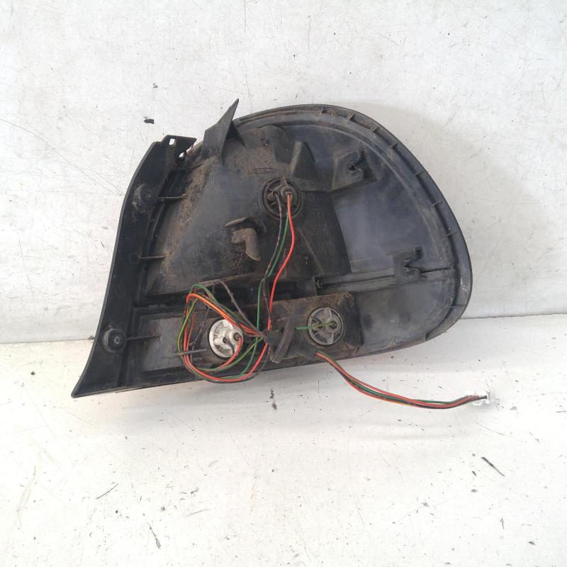 taillight left