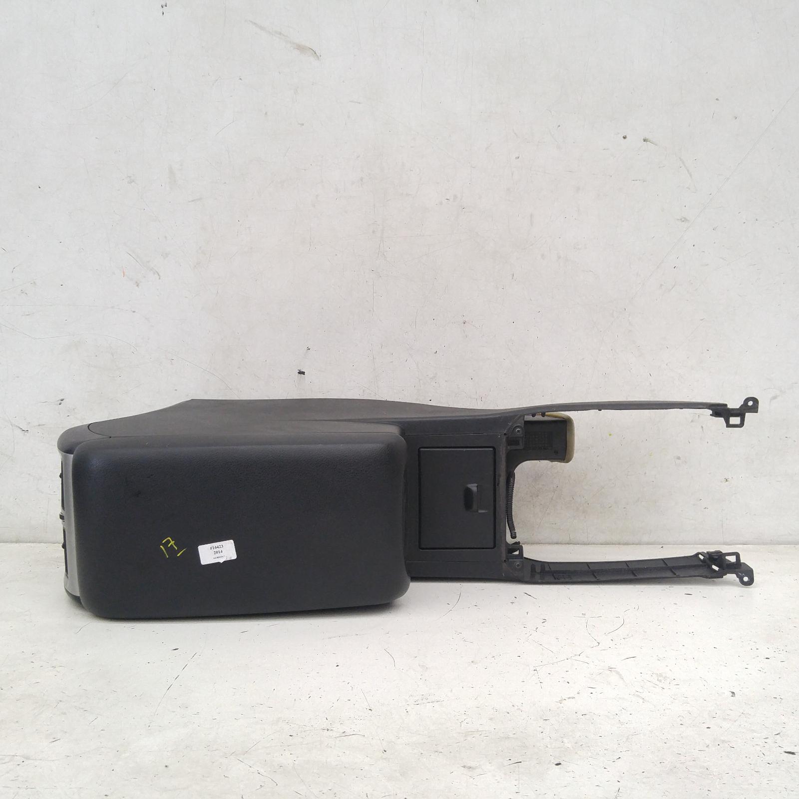 Aurion Console 2012-2017 gsv50r,02/12-08/17 00014423 #337258