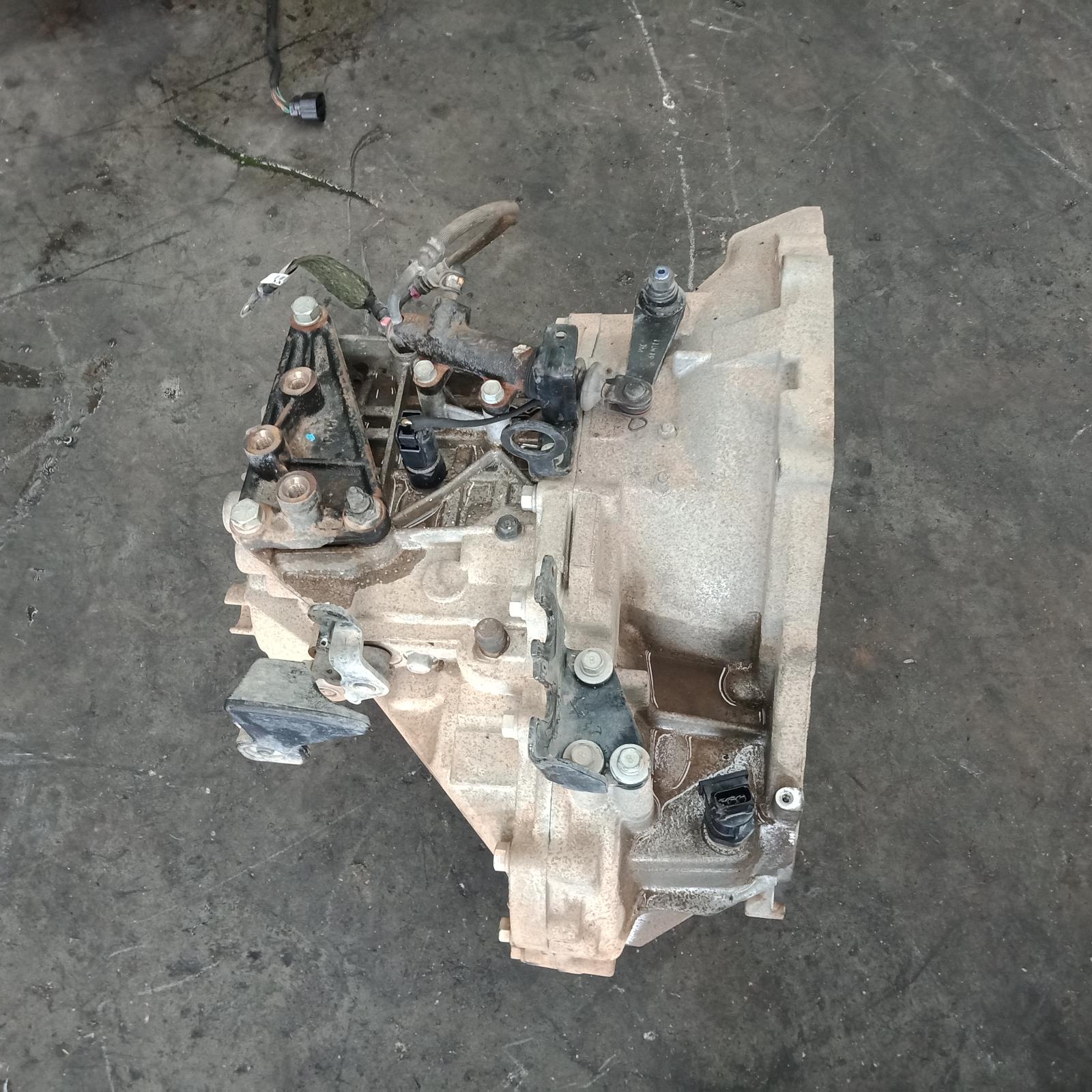 337817, Used transmission/gearbox for 2011 ix35 manual, fwd, petrol