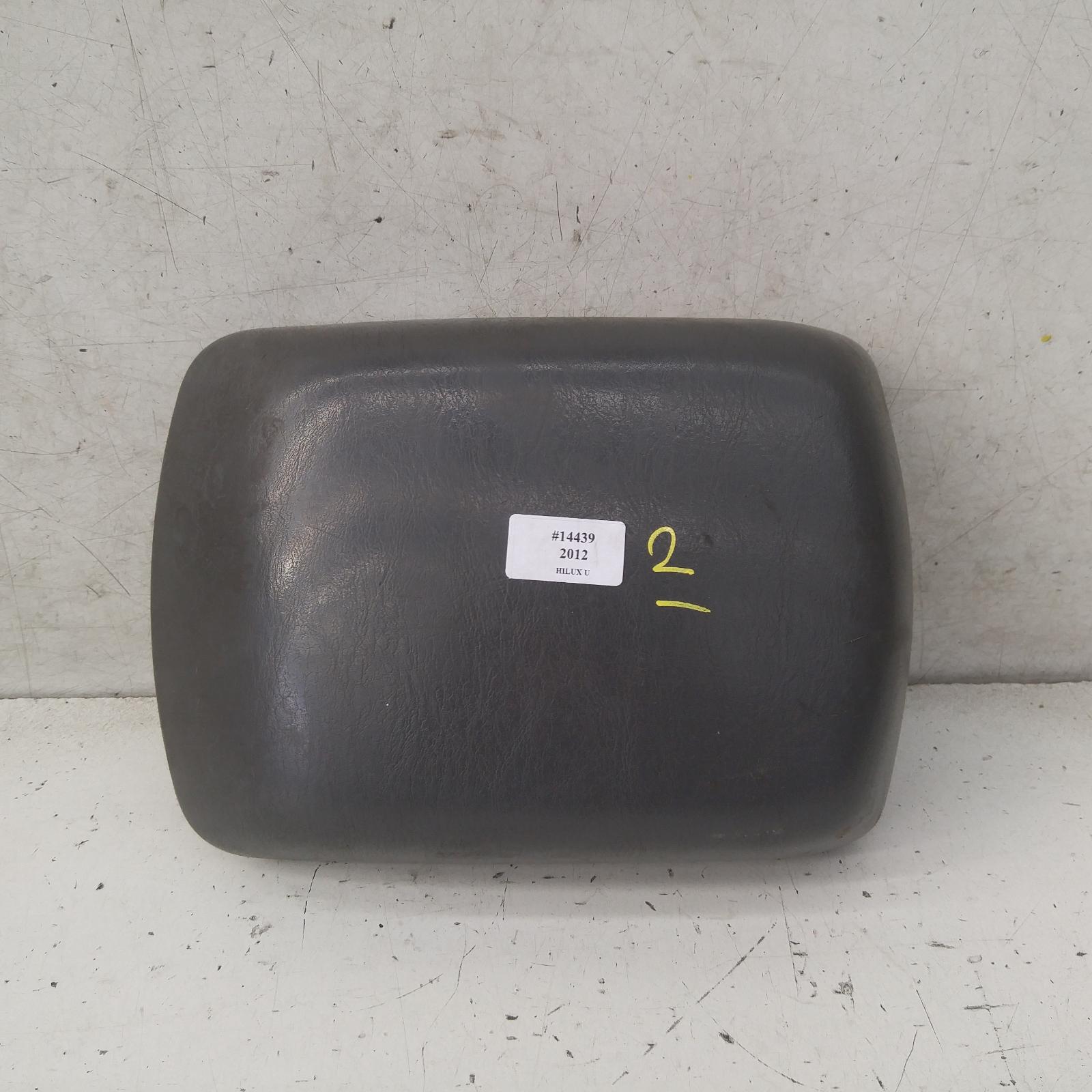 Hilux Console 2011-2015 console lid only,dark grey,07/11-08/15 00014439 #337644