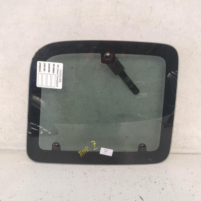 side glass rear right