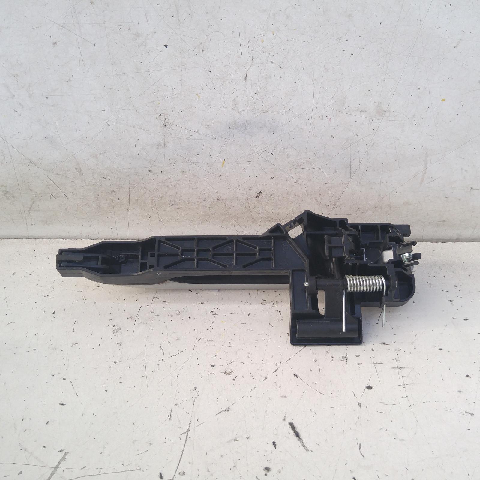 Carnival/Grand Carnival Door Handle 2015-2020 outer,lh rear,non keyless entry,yp,02/15-10/20 00011532 #339811