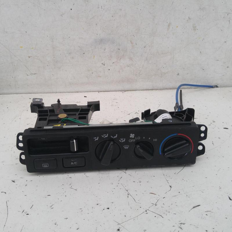 heater/aircon controls