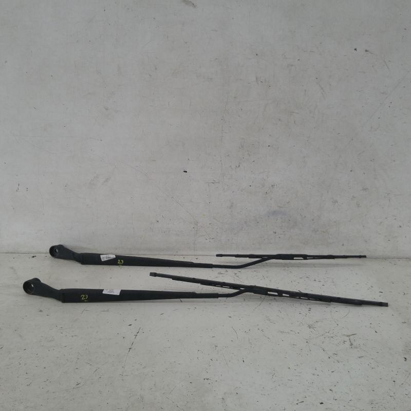 wiper arm