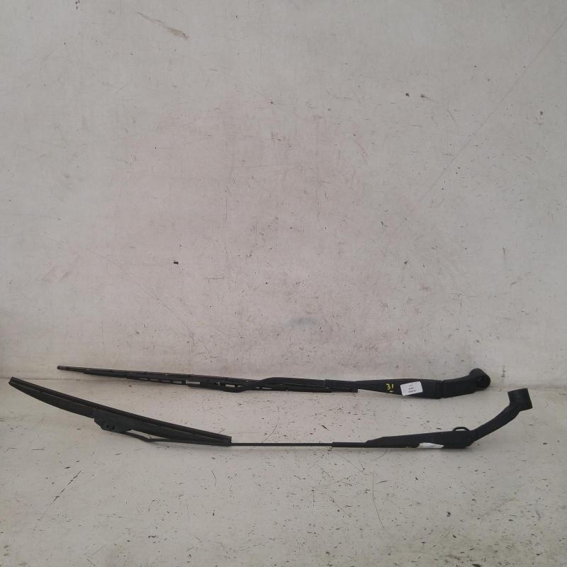 wiper arm