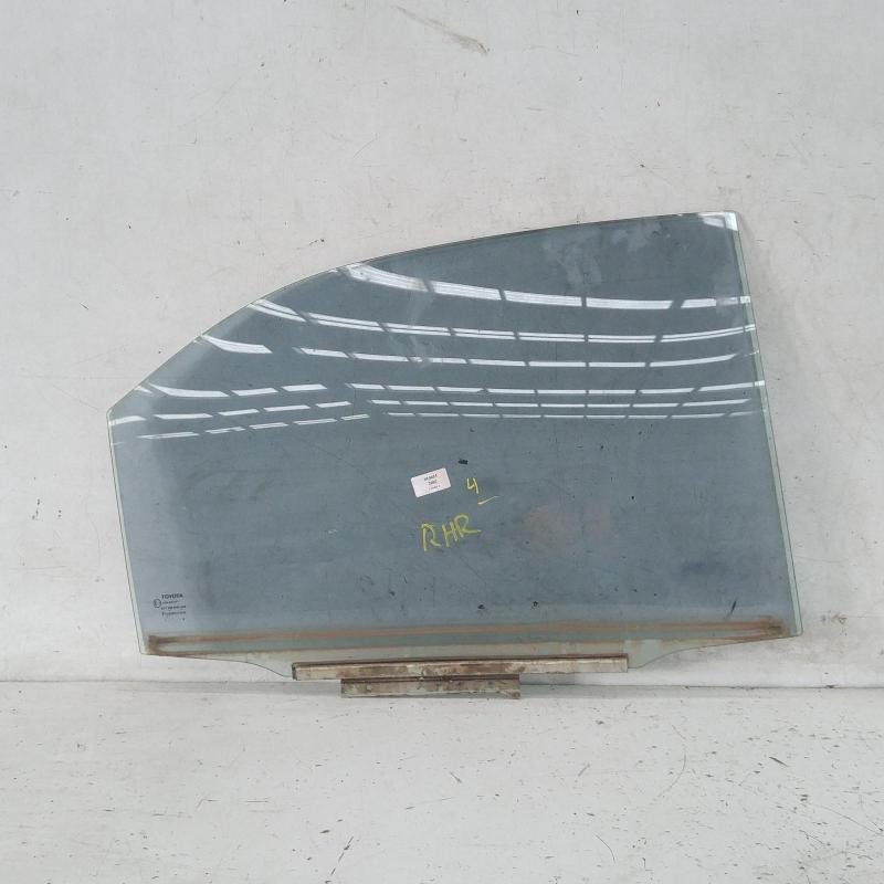 jendela pintu belakang kanan