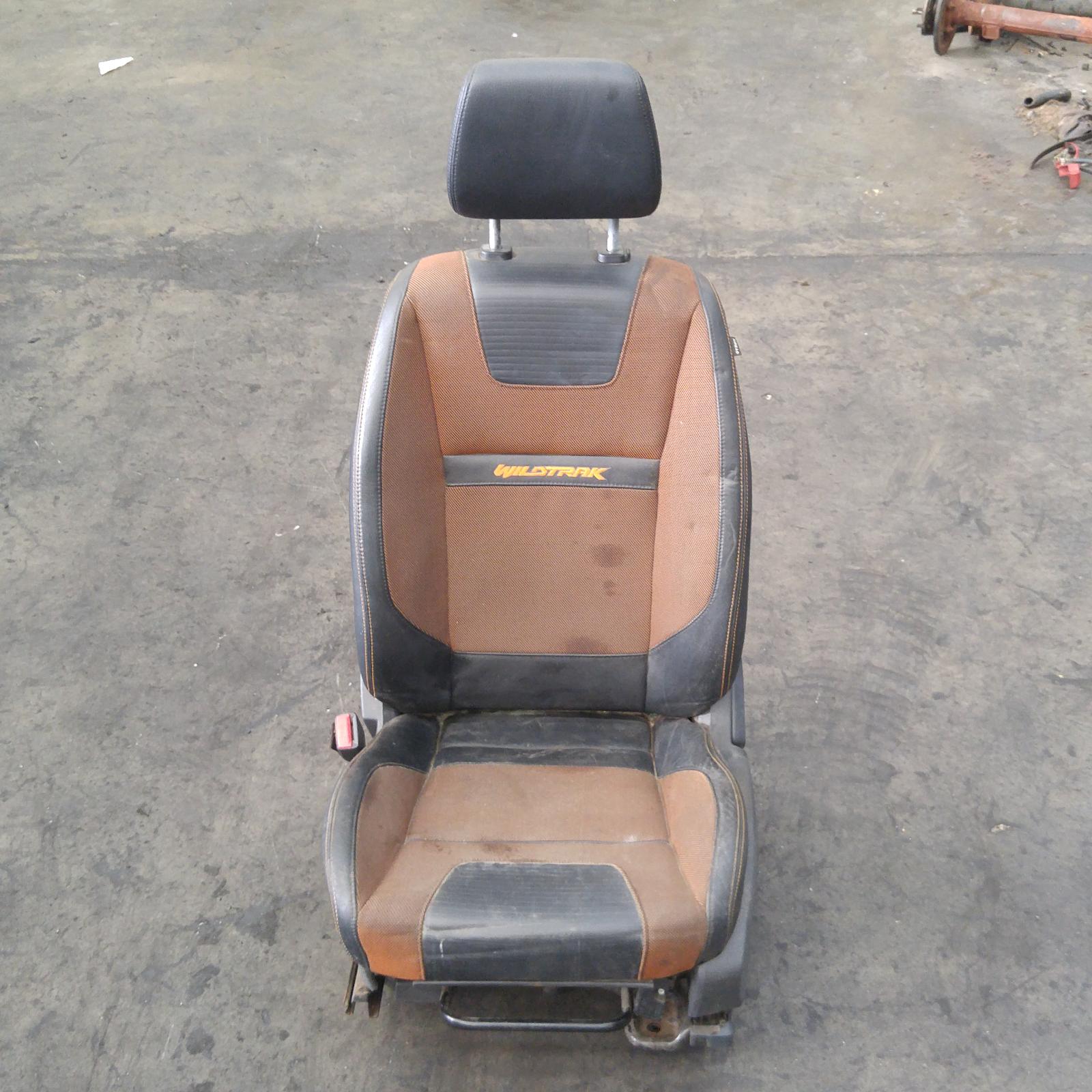 Ranger Seat Front 2015-2022 lh front (bucket seat type),px,leather/cloth,wildtrak,06/15- 00010025 #347722