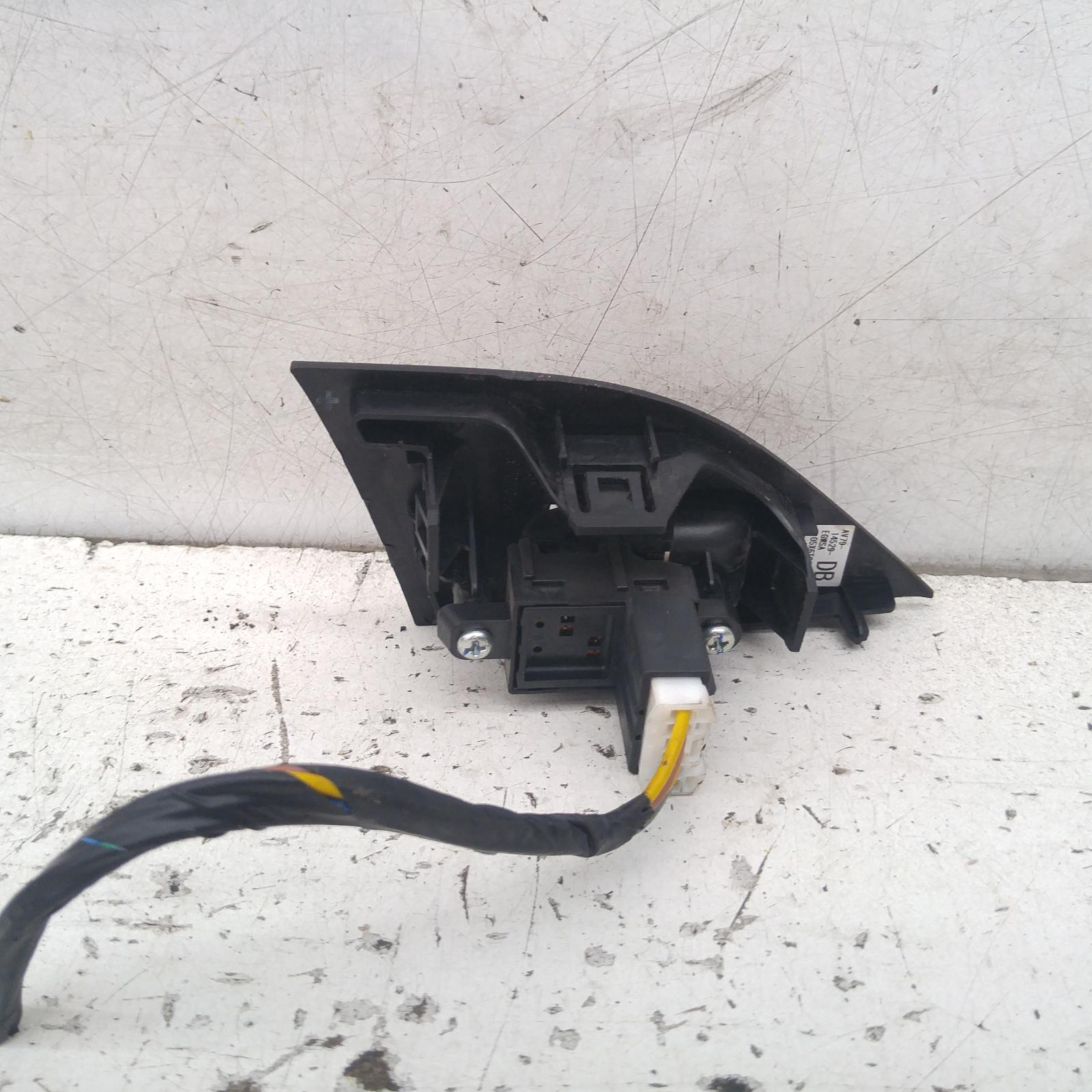 Bt50 Power Door Window Switch 2011-2020 lh front/lh rear/rh rear,up-ur,10/11-06/20 00014705 #348446