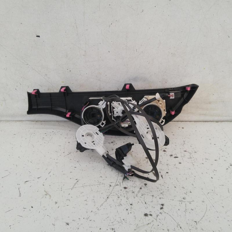 heater/aircon controls