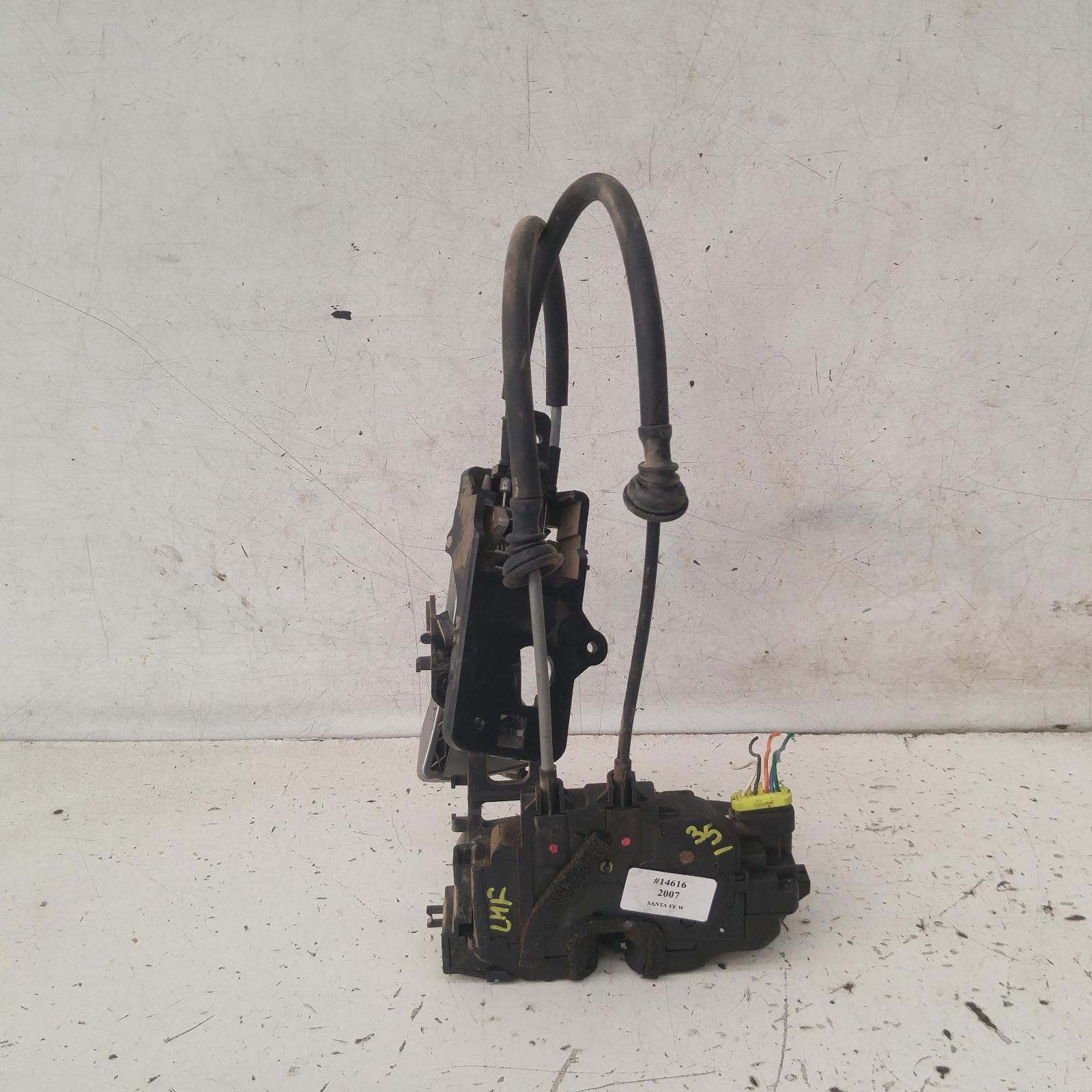 Santa Fe Door/boot/gate Lock 2005-2012 left front door lock,cm,11/05-06/12 00014616 #350618