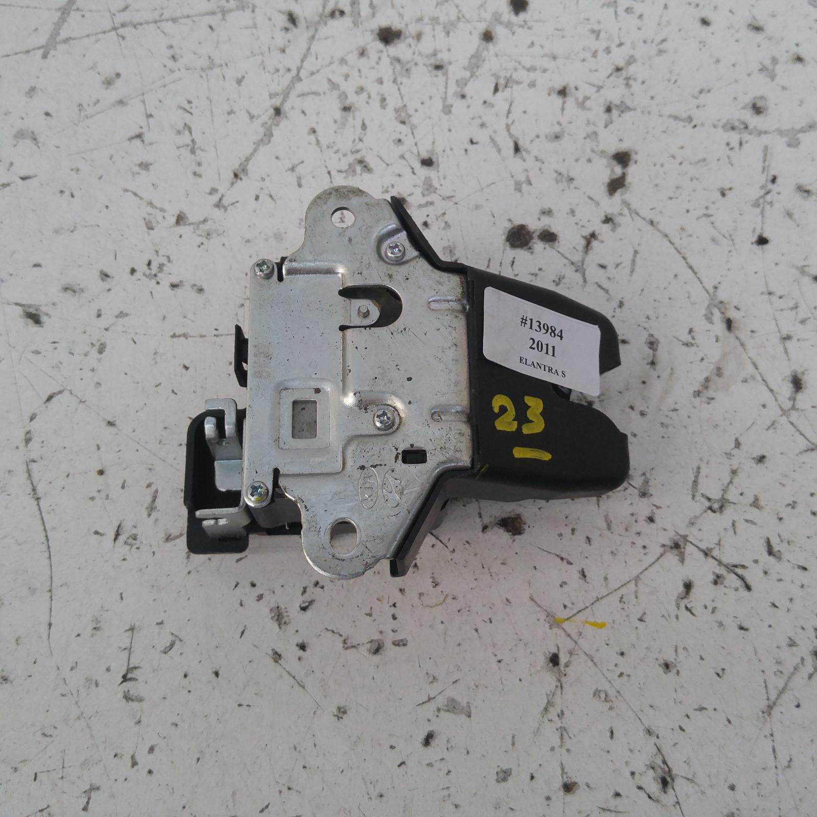 Elantra Door/boot/gate Lock 2011-2015 bootlid lock,md,03/11-11/15 00013984 #351354