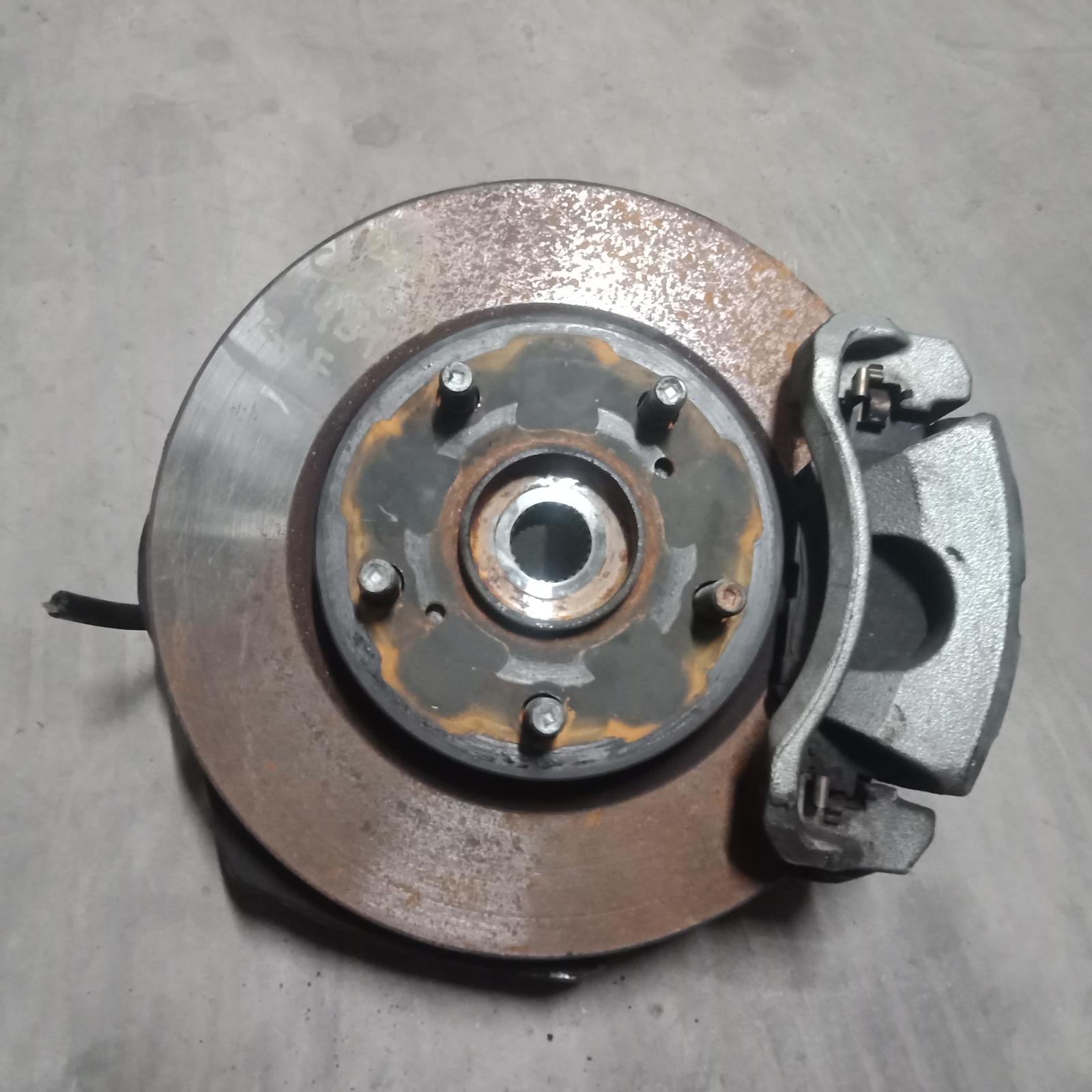 Result Hub Assembly Front Right for Toyota CorollaAus Auto Parts(1011)