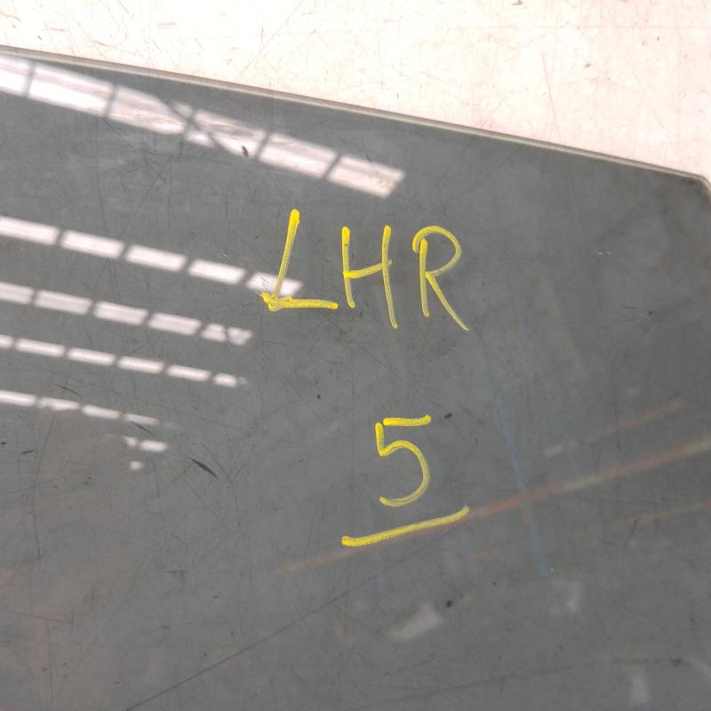 door window rear left