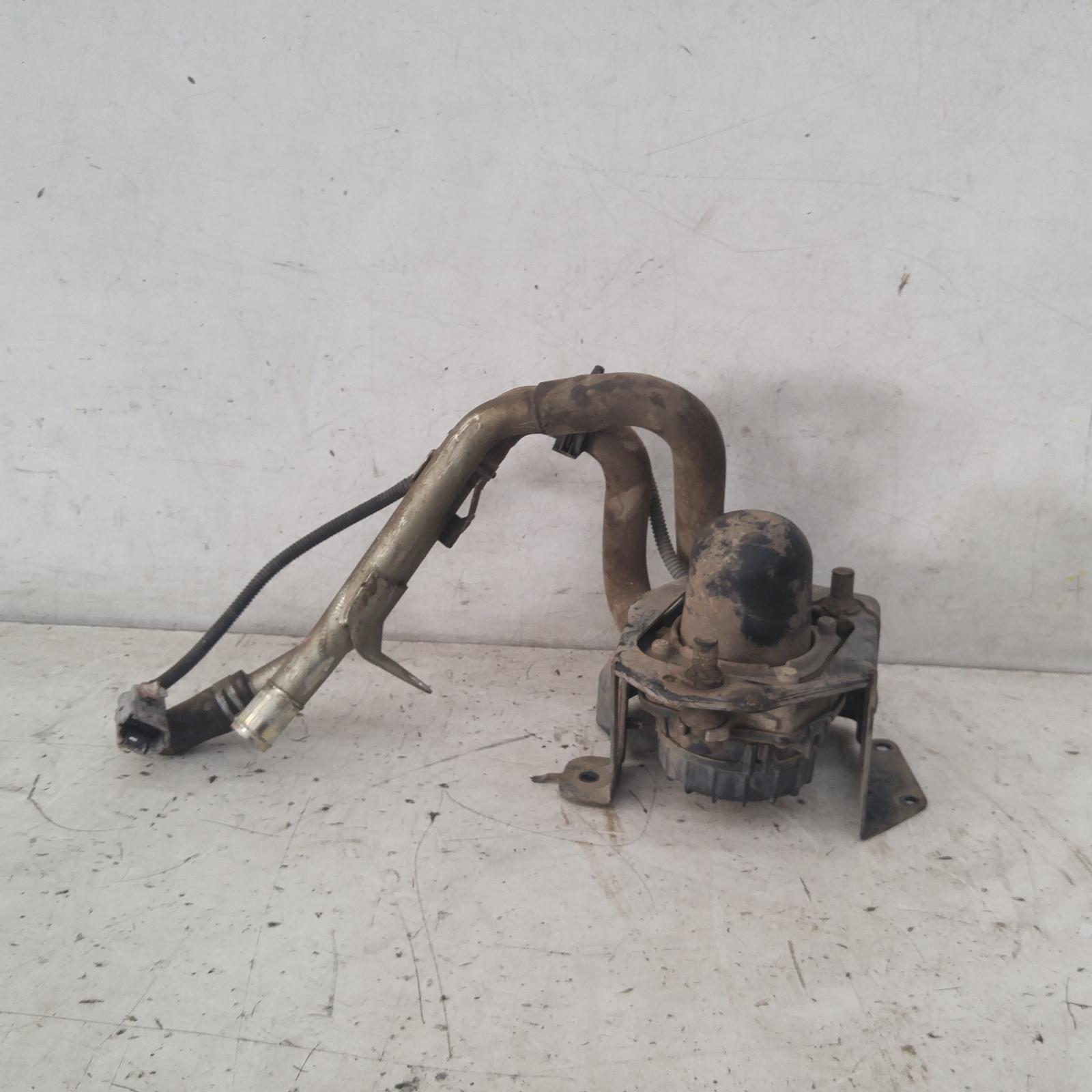 Hilux Vacuum Air Pump 2005-2015 petrol,2.7,2tr-fe,air pump (under rh guard),03/05-08/15 00014905 #353624