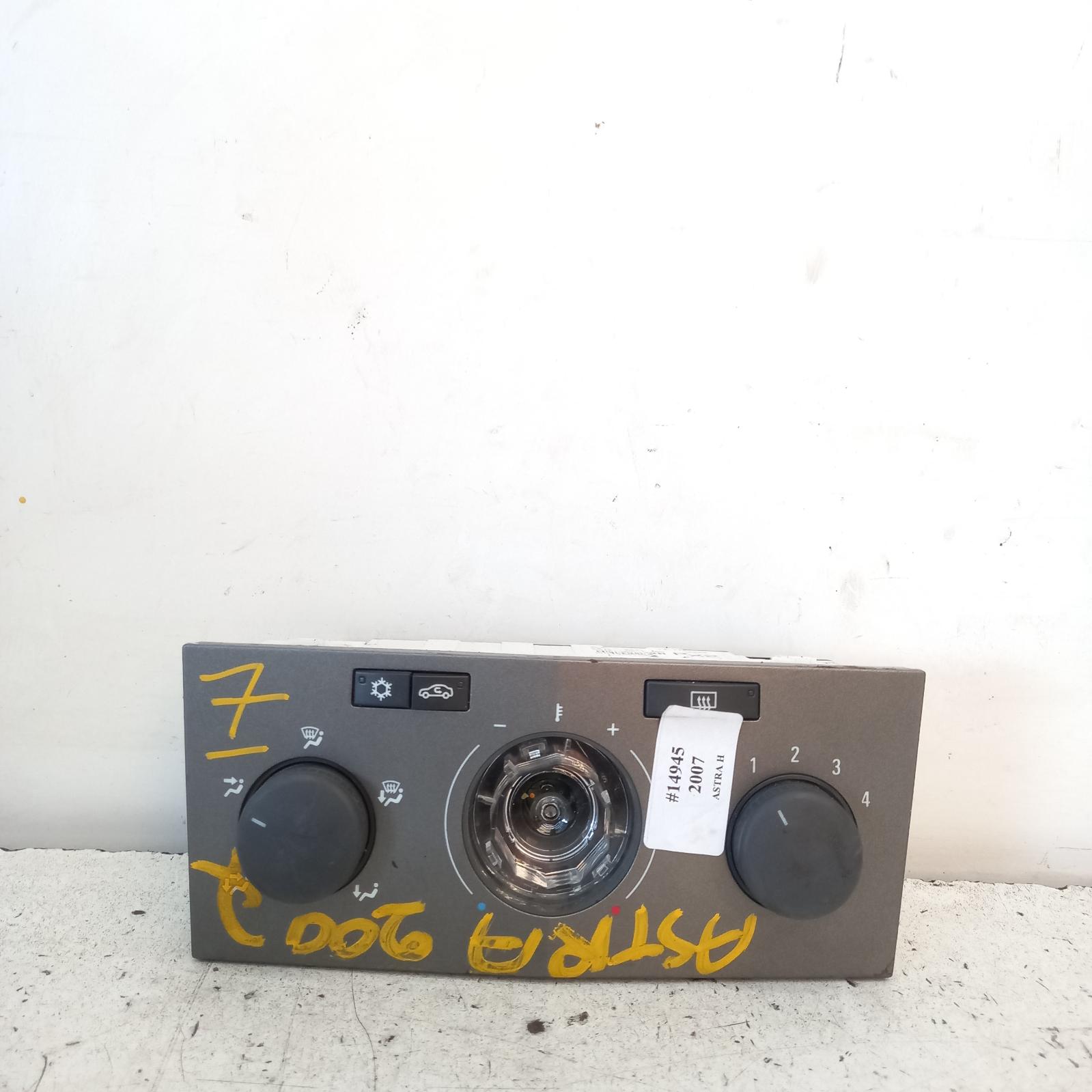 Result Heater/aircon Controls for Holden AstraAus Auto Parts(1011)