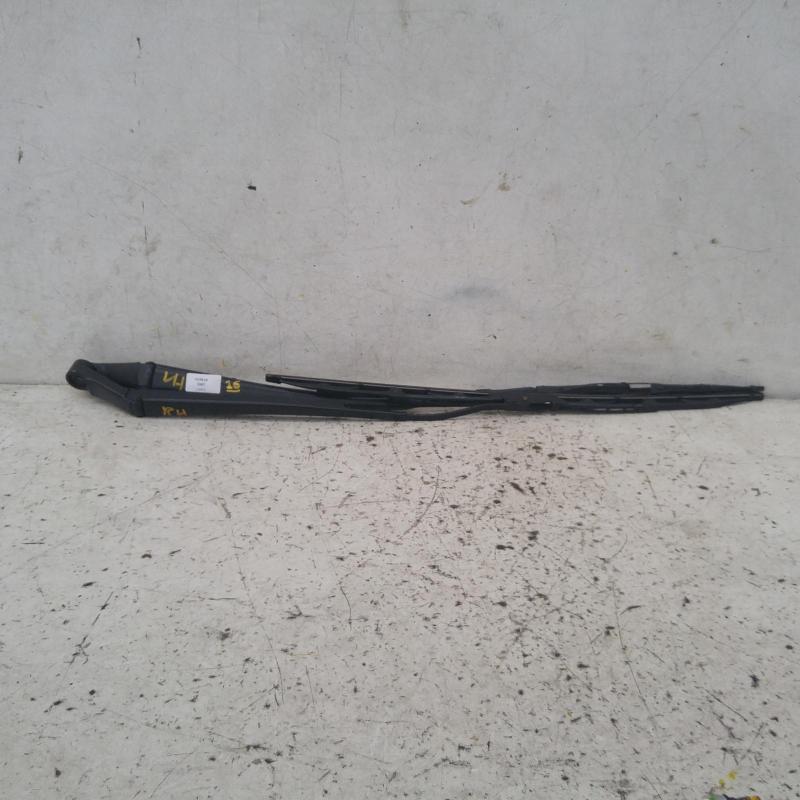 wiper arm