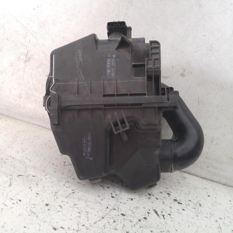 پاک کننده هوا خودرو