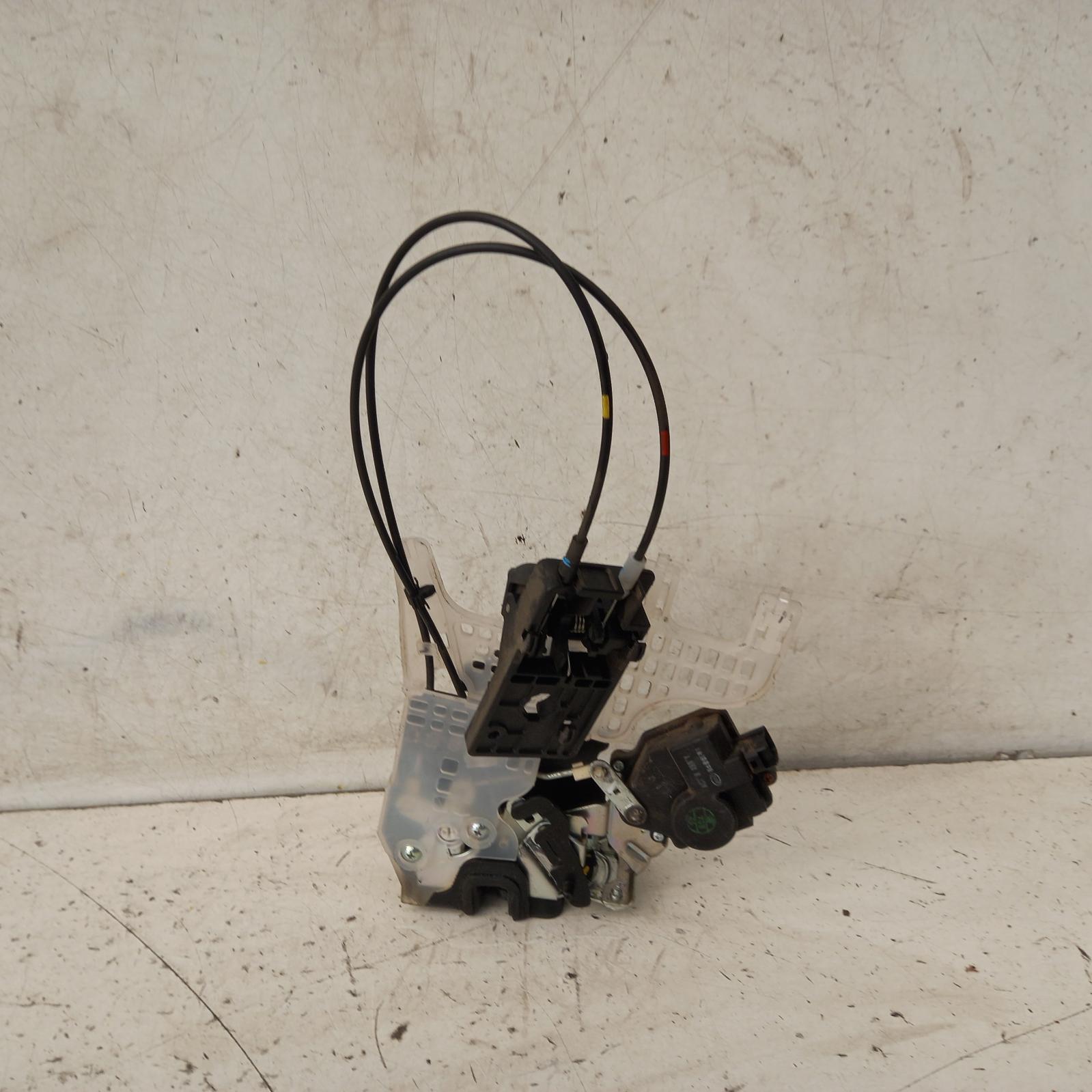 Tucson Door/boot/gate Lock 2004-2010 left rear door lock,08/04-01/10 00015100 #360403