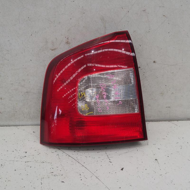 taillight left