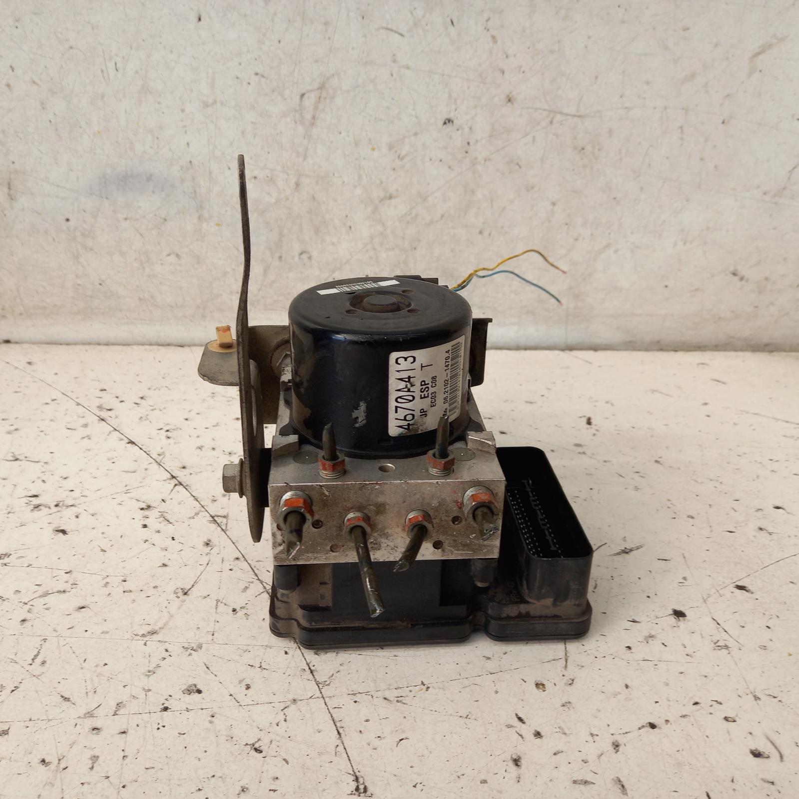 362657, Used abs pump/modulator for 2009 lancer cj, p/n 4670a413, 07/